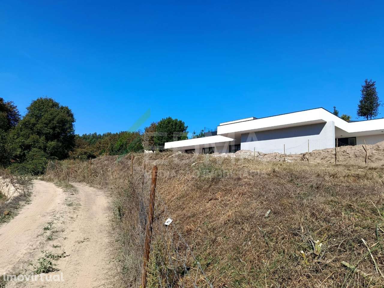 Terreno - Grande imagem: 3/8