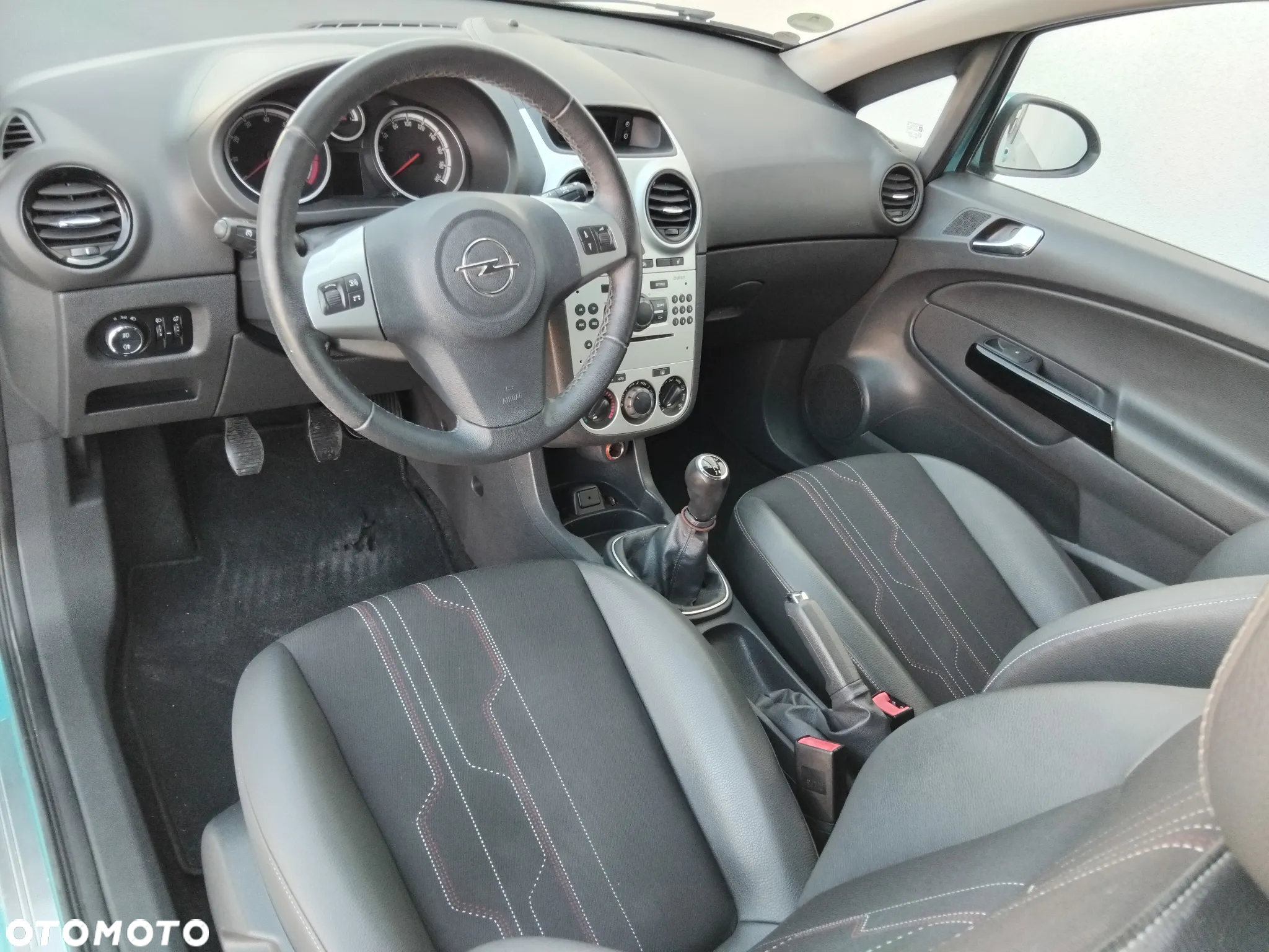 Opel Corsa 1.2 16V (ecoFLEX) Color Edition - 7