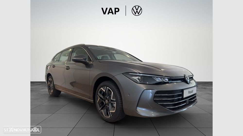 VW Passat Variant 1.5 TSI eHybrid Business DSG - 3
