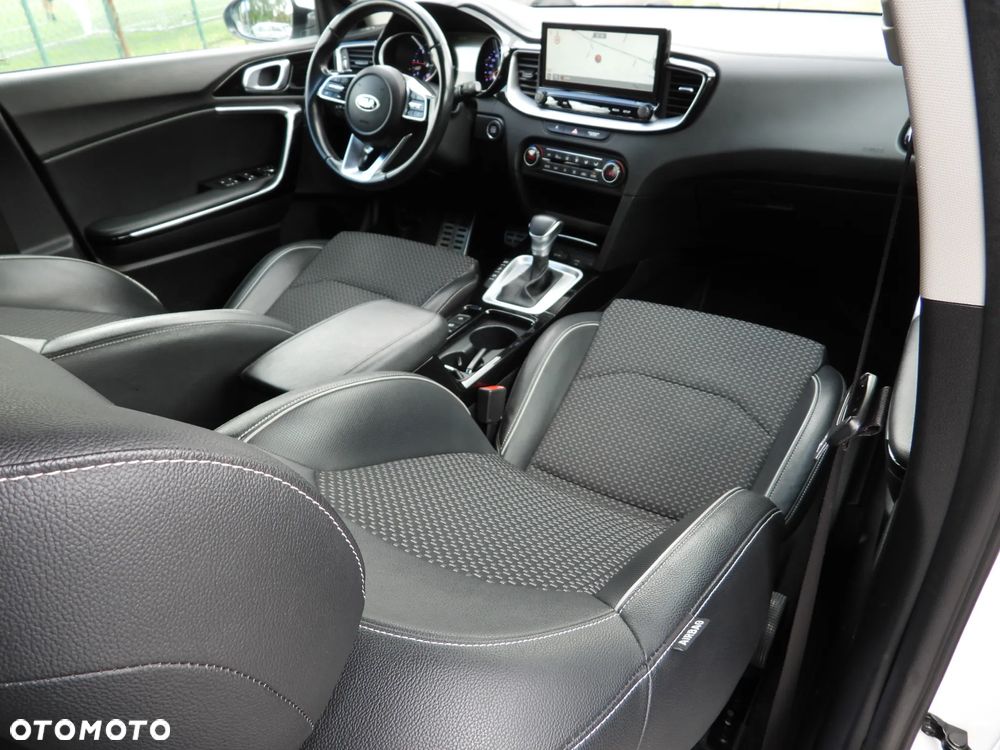 Kia XCeed - 5