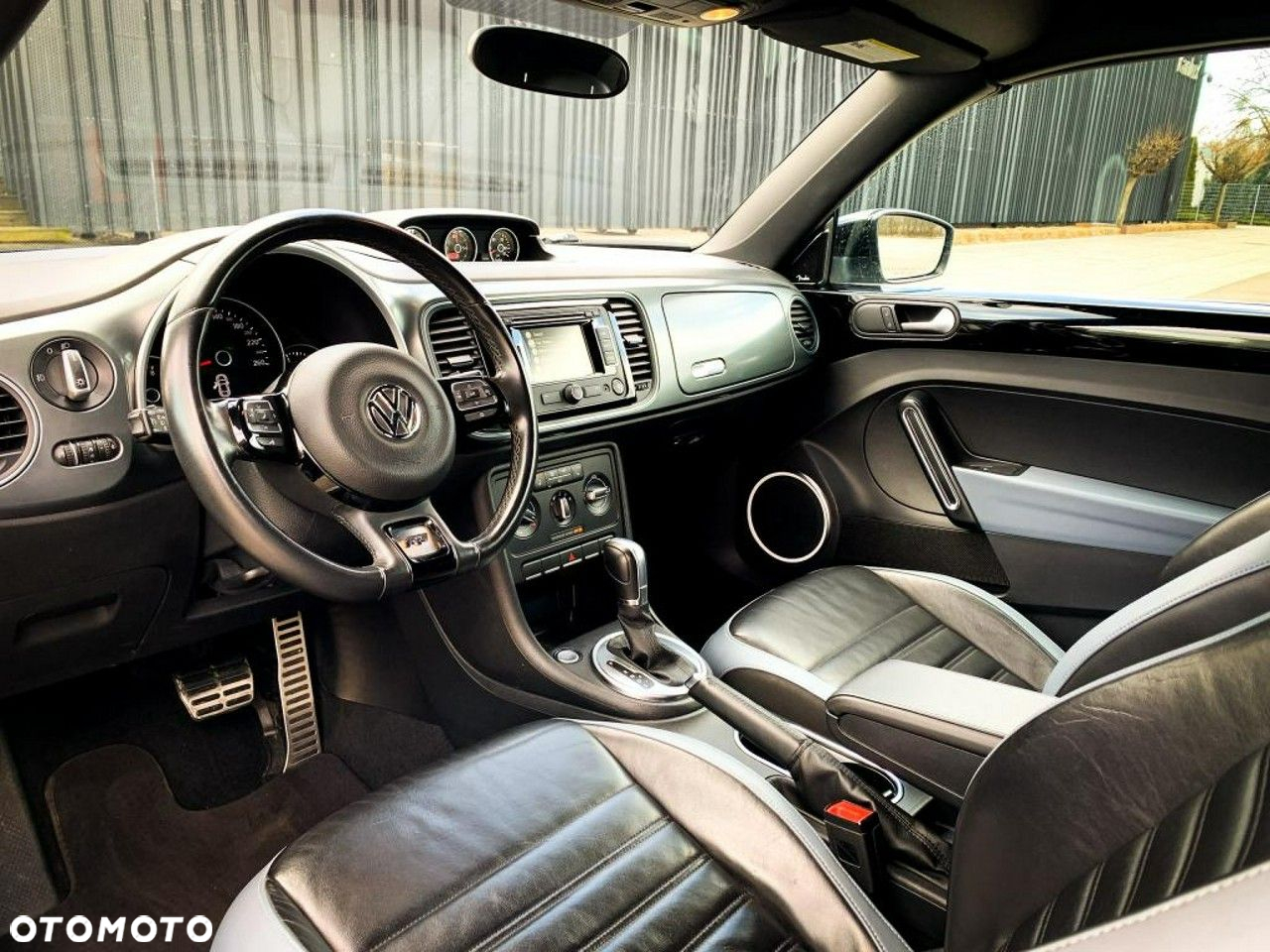 Volkswagen Beetle The Cabriolet 2.0 TSI DSG (BlueMotion Tech) Exclusive R-Line - 8