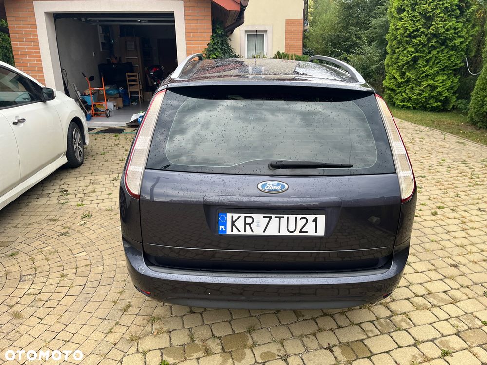 Ford Focus 1.6 Trend - 5