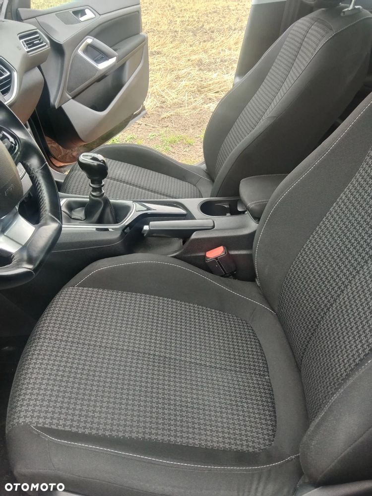 Peugeot 308 BlueHDi 130 Stop & Start Active - 18