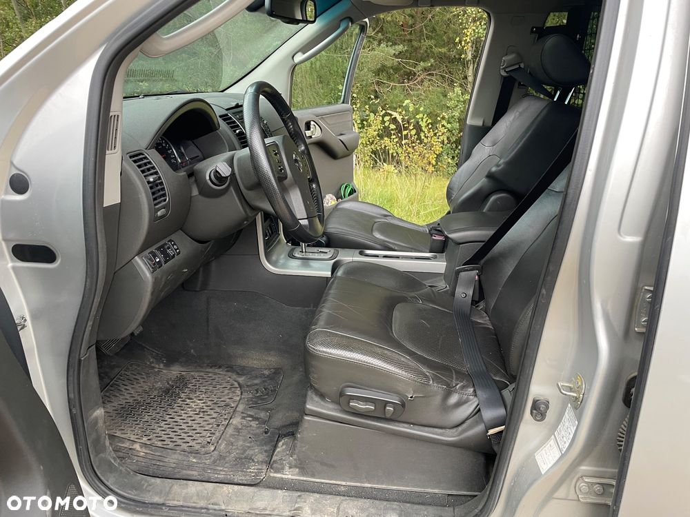 Nissan Pathfinder 2.5 dCi White Elements - 13