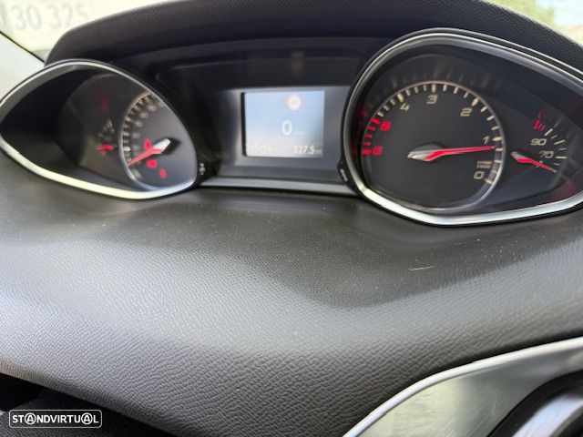 Peugeot 308 SW BlueHDi 130 Stop & Start Style - 26