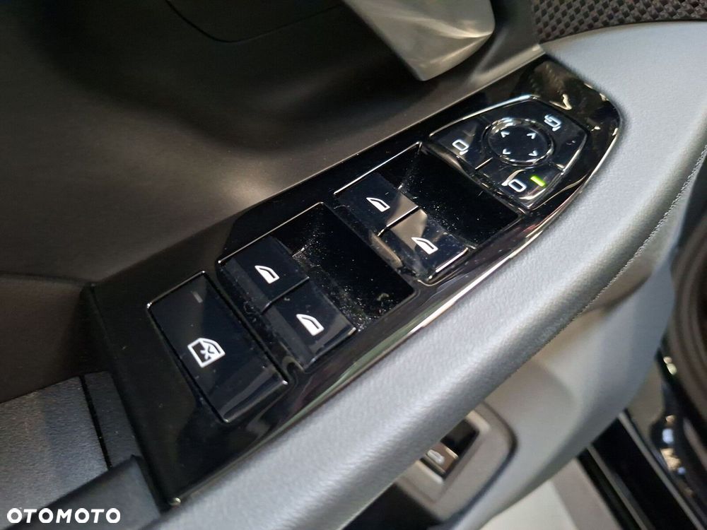 BMW Seria 5 - 25