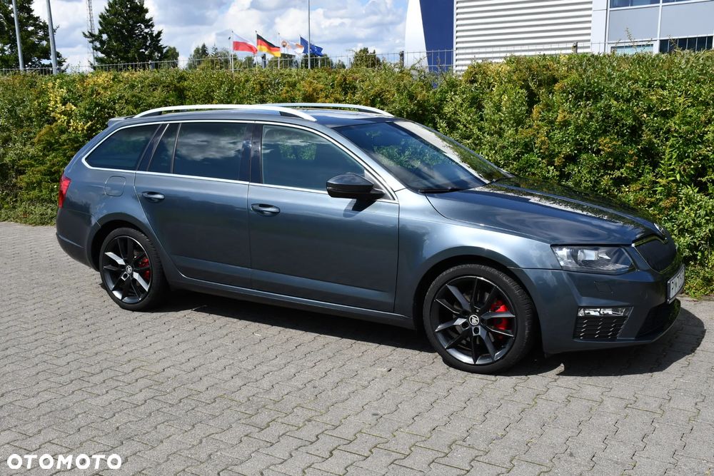 Skoda Octavia 2.0 TDI RS DSG - 4