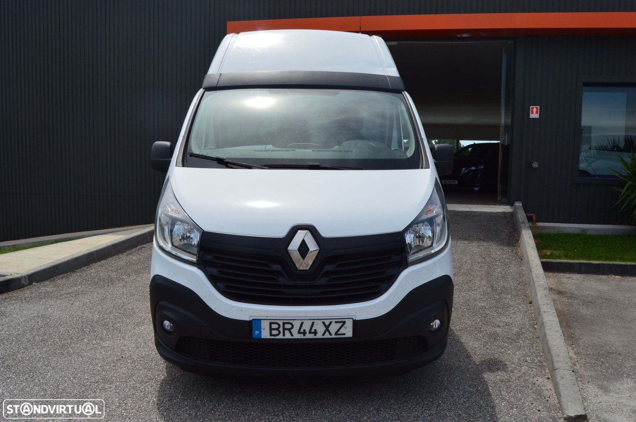 Renault Trafic Outro - 7