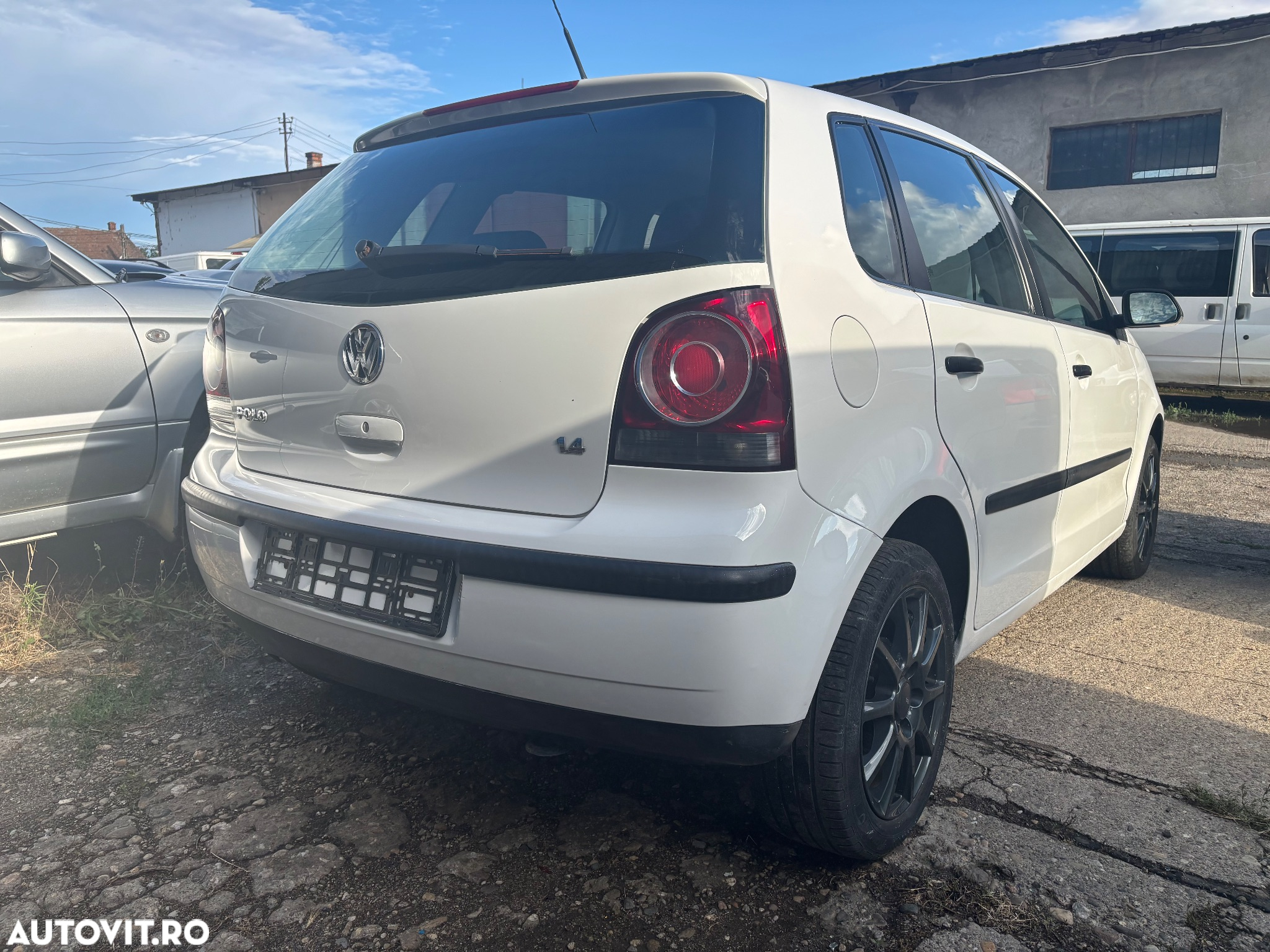 Volkswagen Polo 1.4 Comfortline - 10