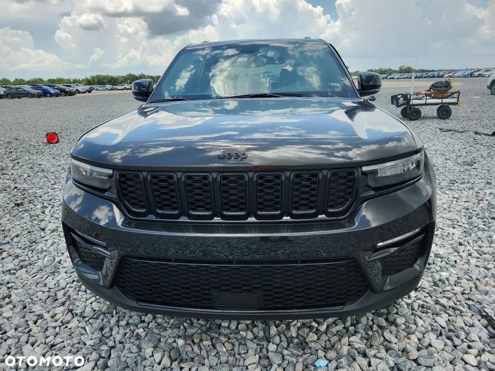 Jeep Grand Cherokee - 2