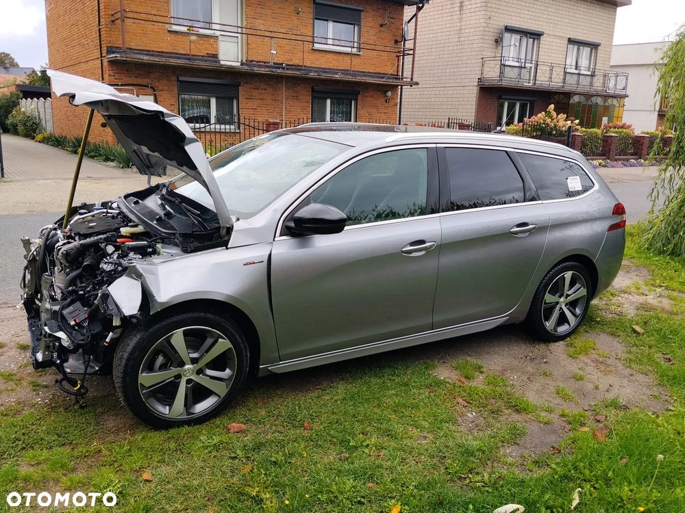 Peugeot 308 1.5 BlueHDi GT Pack S&S EAT8 - 21