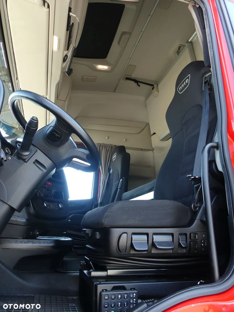 Iveco S-WAY 460 / EURO 6 / ZESTAW PRZESTRZENNY / KLIMA POSTOJOWA / - 30