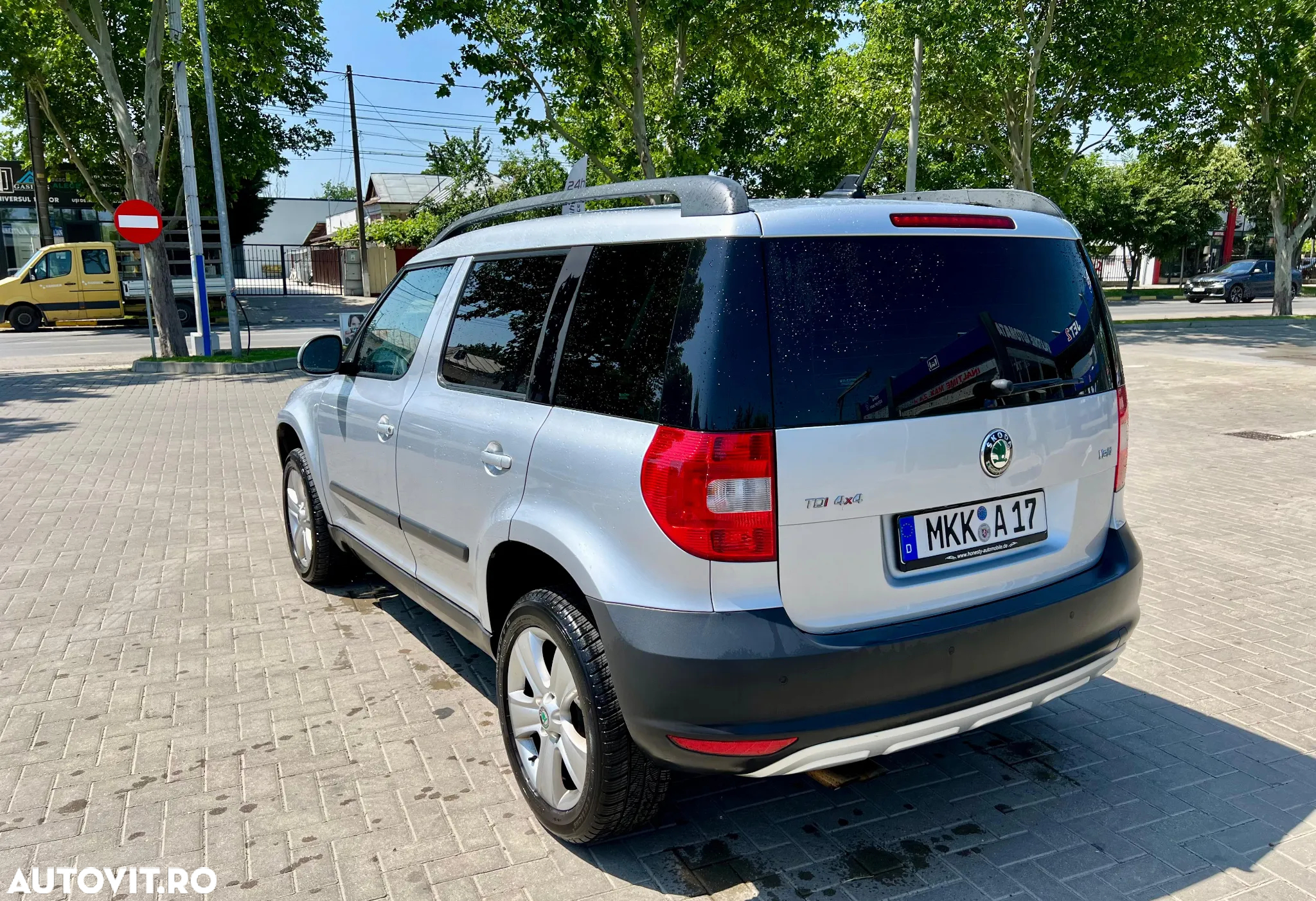 Skoda Yeti 2.0 TDI Ambition DSG 4x4 - 3