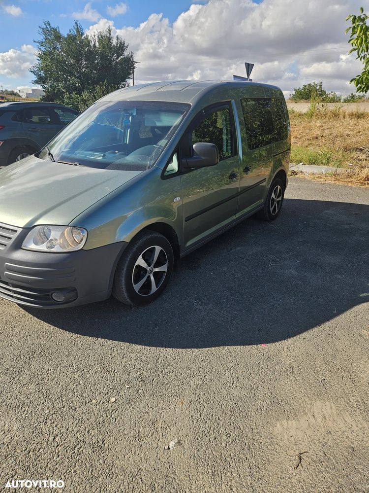 Volkswagen Caddy ver-1-9-life-7--si- - 3