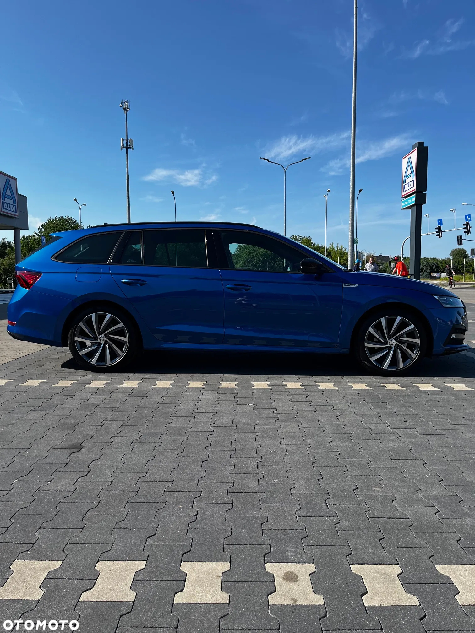 Skoda Octavia 1.5 TSI Sportline - 14