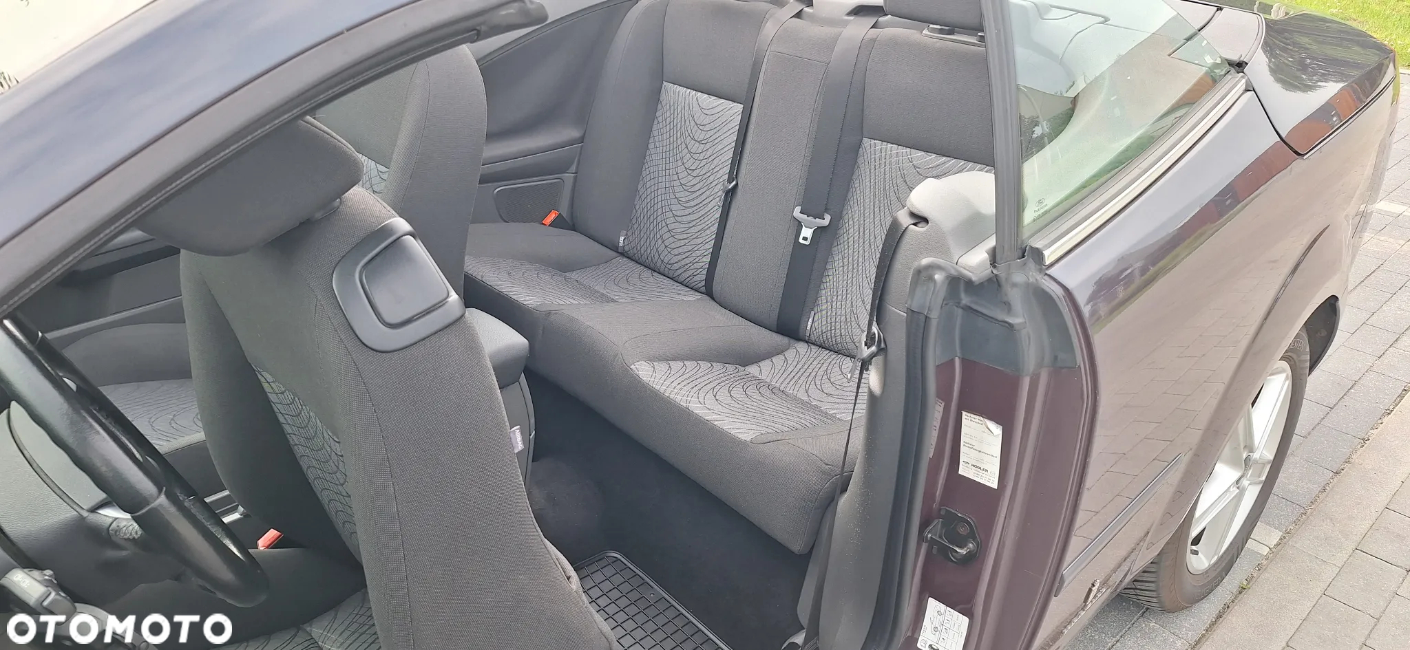 Ford Focus 1.6 16V Style - 11