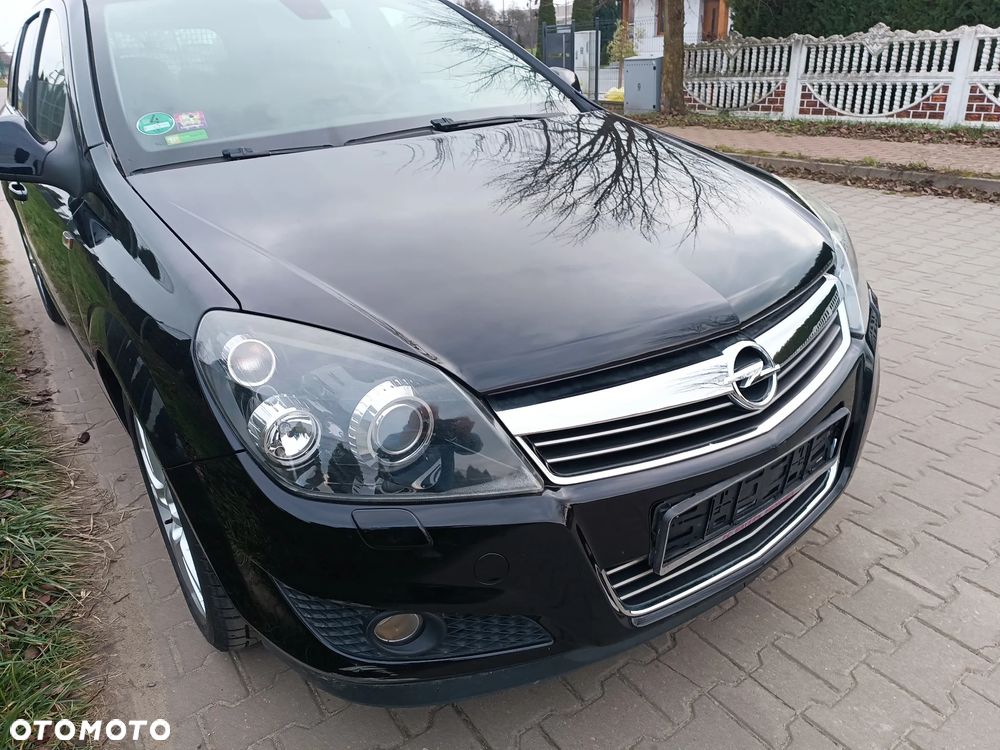 Opel Astra 1.7 CDTI DPF Edition - 32