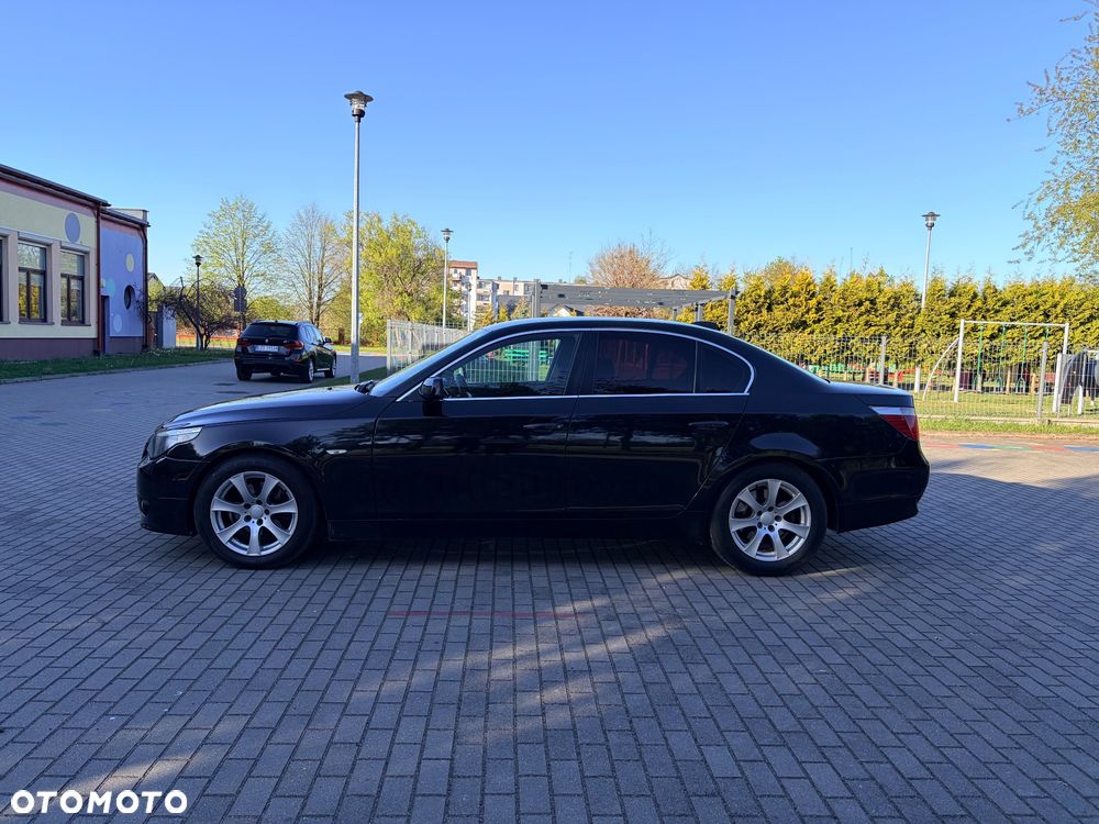 BMW Seria 5 520i - 3