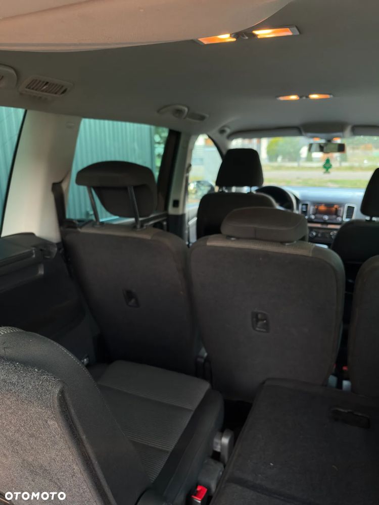 Volkswagen Sharan - 11