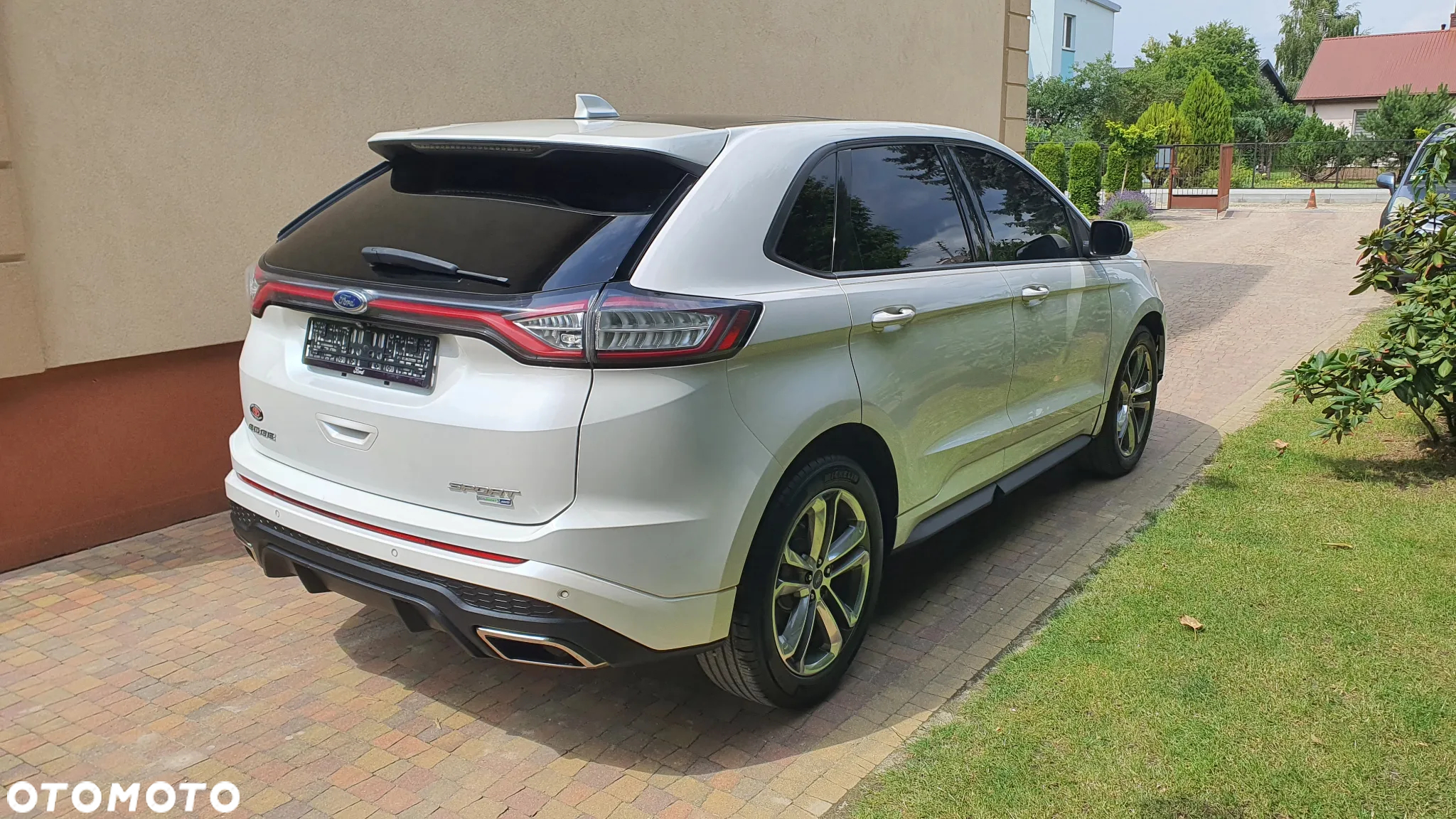 Ford Edge - 7