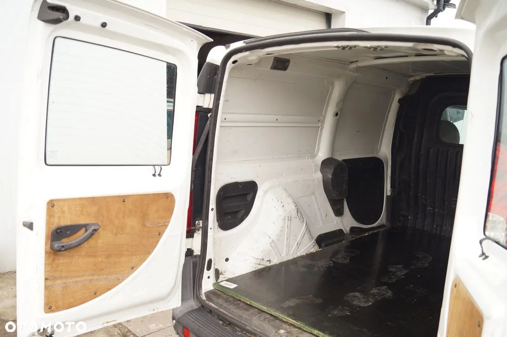 Fiat Doblo - 12