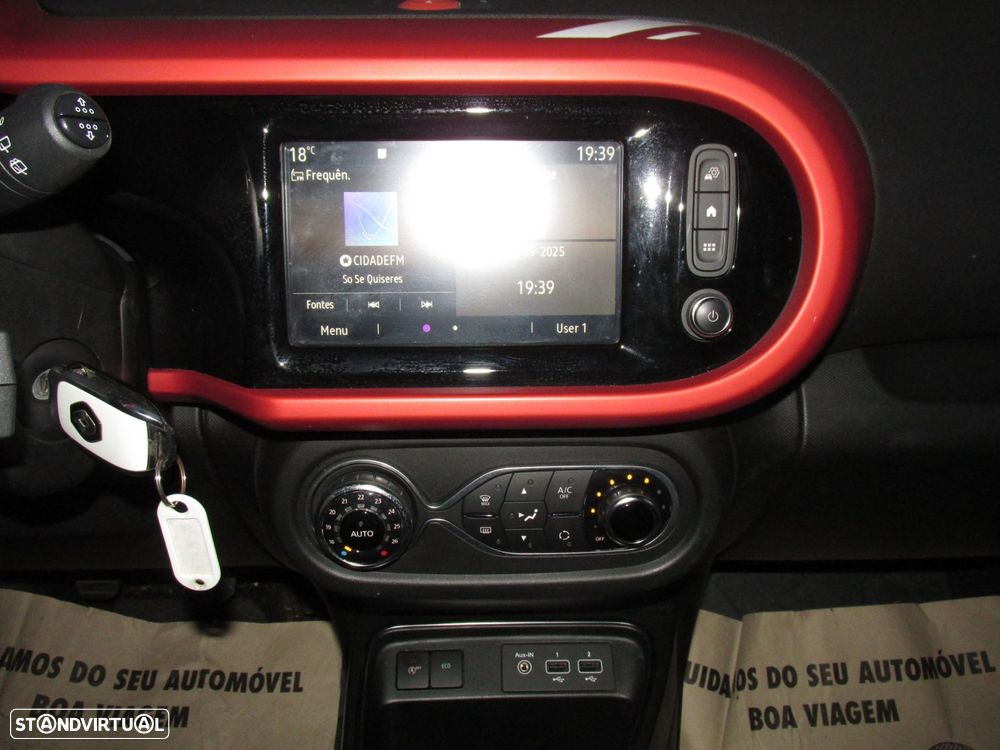 Renault Twingo 0.9 TCe Le Coq Sportif - 28