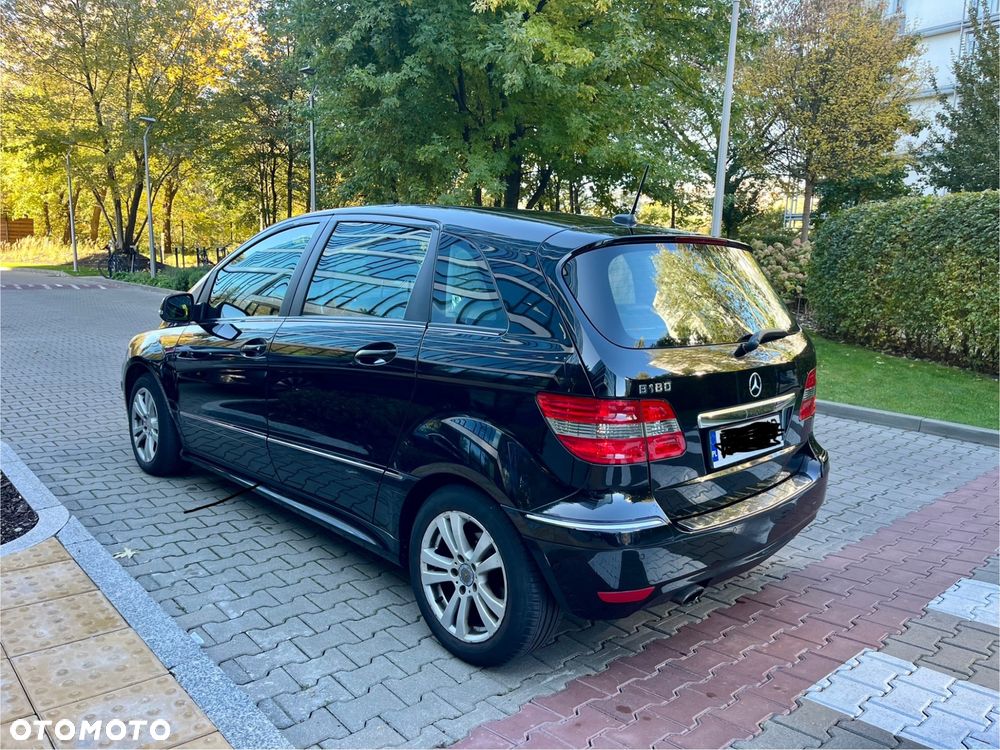 Mercedes-Benz Klasa B 180 BlueEffICIENCY - 4