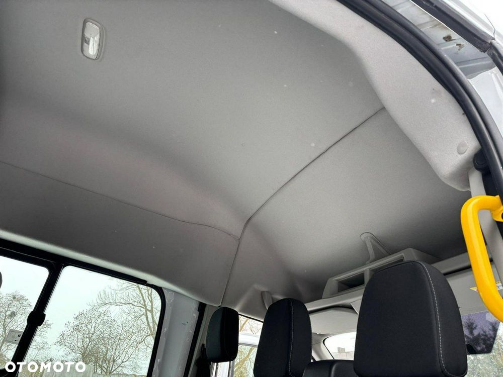 Ford Transit - 18