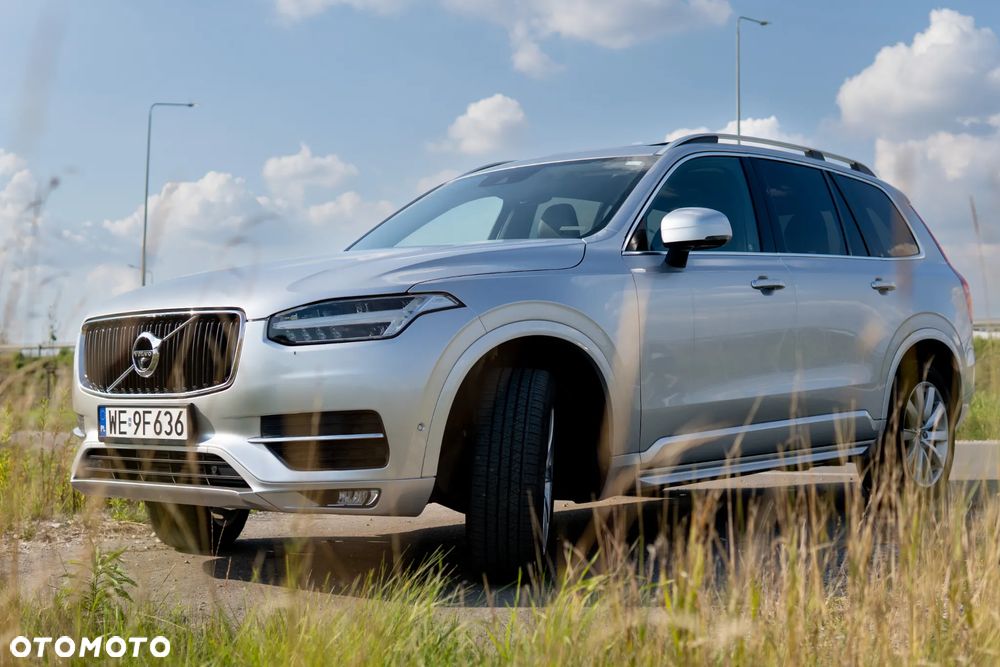 Volvo XC 90 T5 AWD Geartronic Momentum - 4