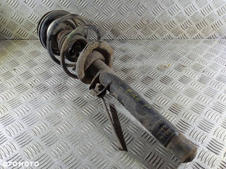 AMORTYZATOR PRAWY PRZEDNI SPRĘŻYNA BMW E46 - 1