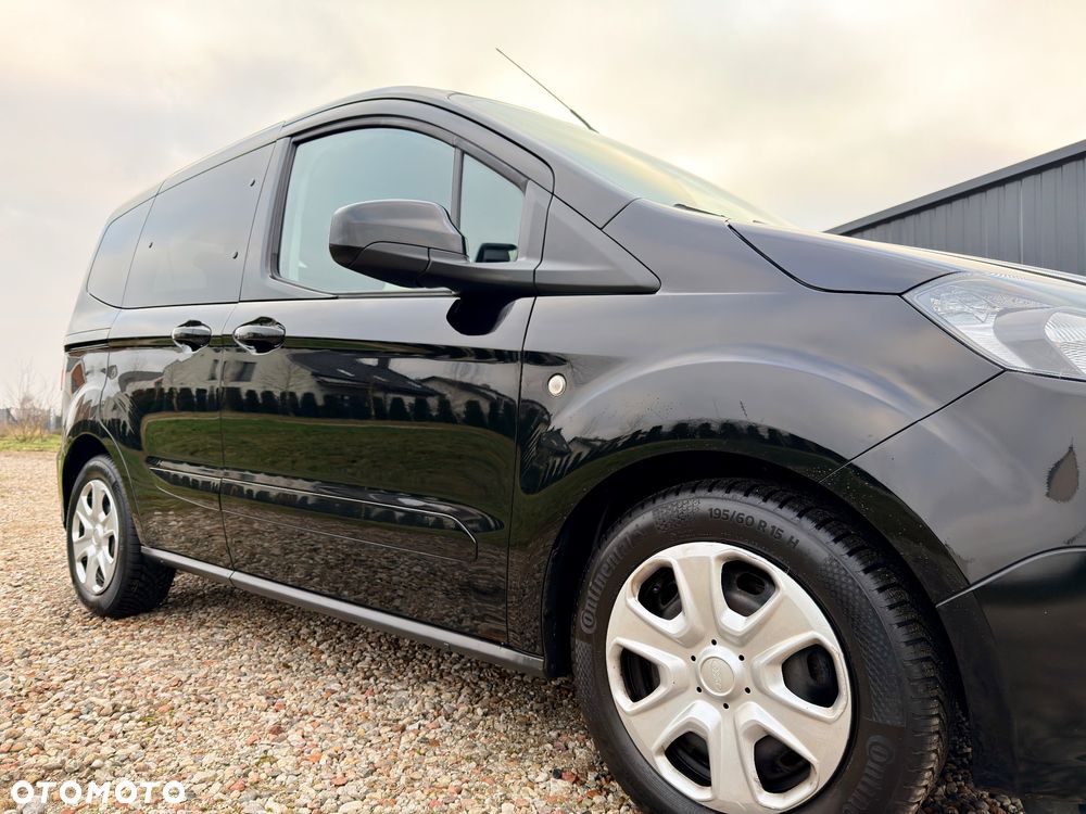 Ford Tourneo Courier 1.0 EcoBoost Titanium - 15