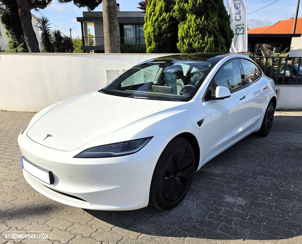 Tesla Model 3 Standard Range Plus RWD - 2