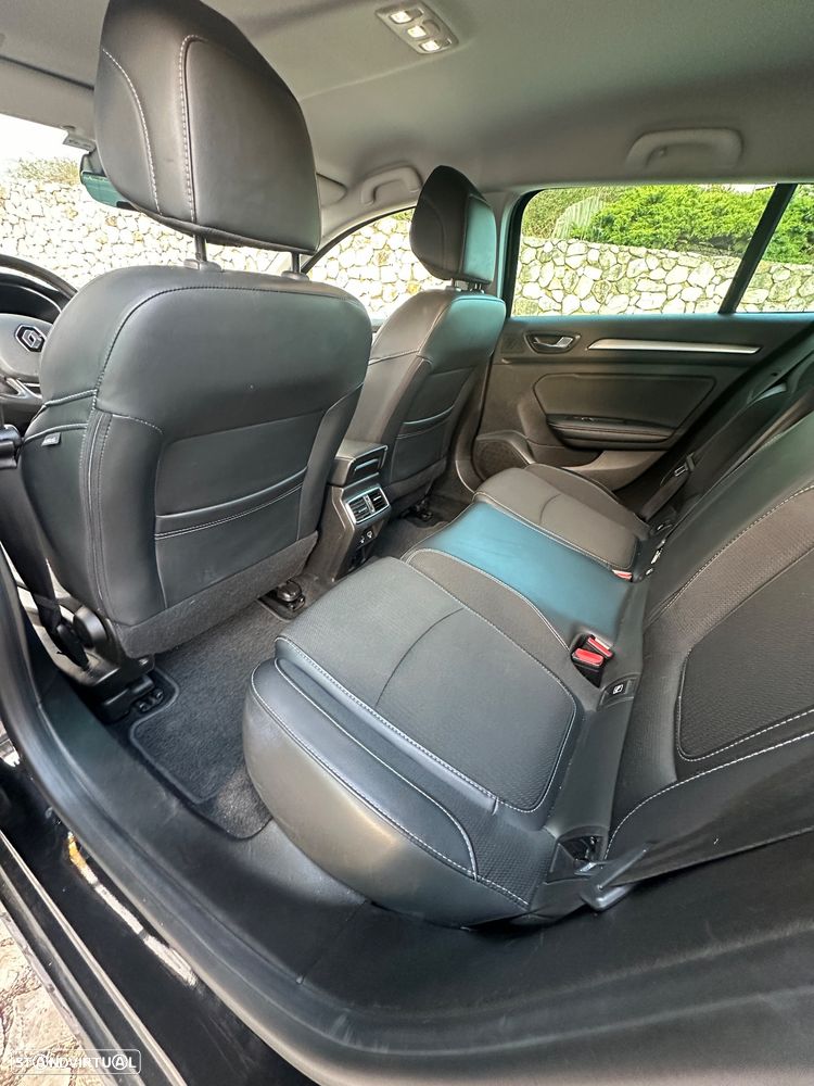 Renault Mégane Sport Tourer 1.5 Blue dCi Intens - 11