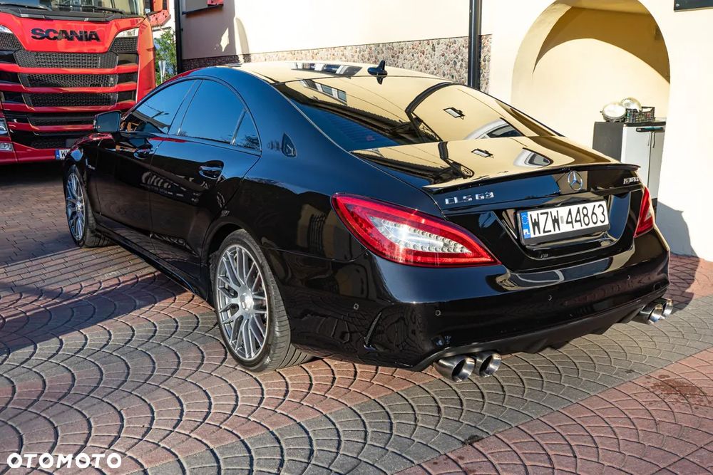 Mercedes-Benz CLS - 12