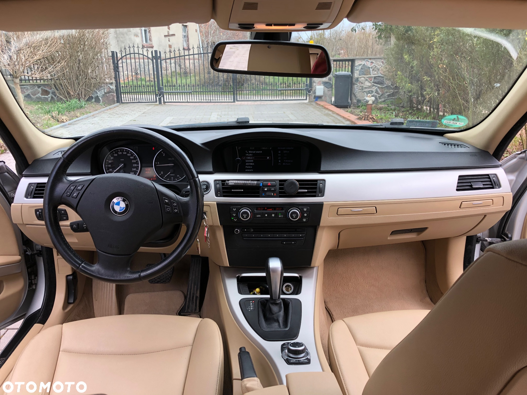 BMW Seria 3 318d DPF Touring - 18