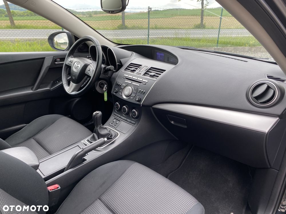 Mazda 3 - 6