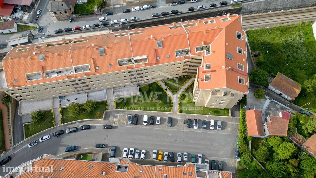 Apartamento T1+1 com garagem Box - Coimbrões Gaia - Grande imagem: 4/13