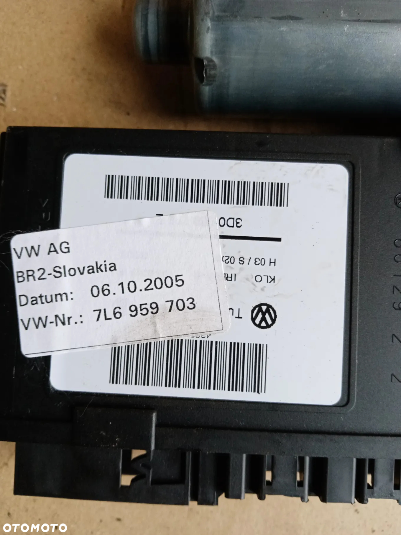 Silniczek szyby lewy tył VW Touareg 7L6959703 - 4
