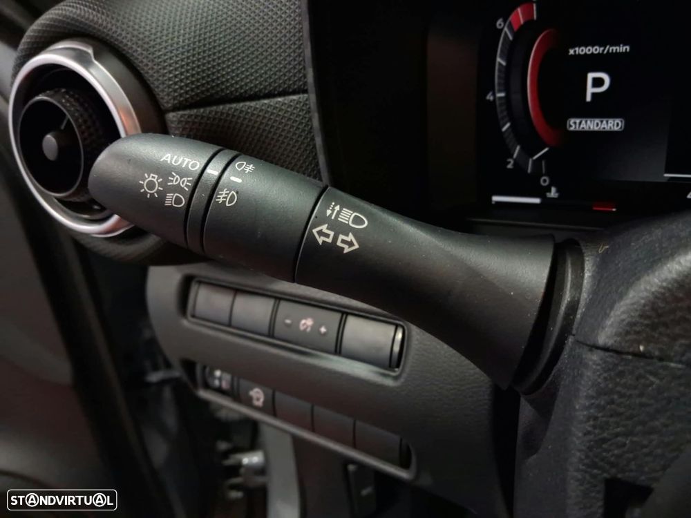 Nissan Juke 1.0 DIG-T N-Connecta DCT - 18
