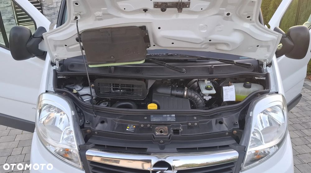 Opel VIVARO - 18