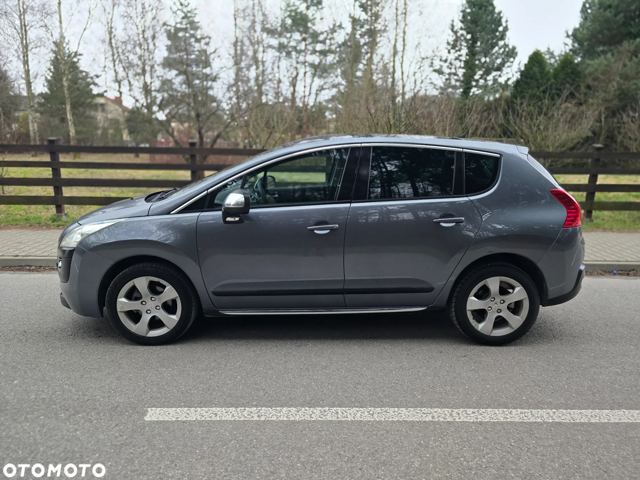 Peugeot 3008 1.6 HDi Premium - 17