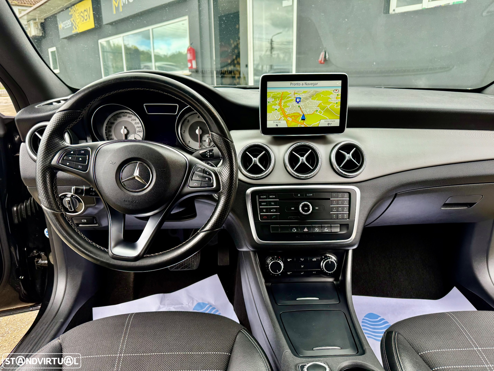 Mercedes-Benz CLA 200 d Shooting Brake AMG Line Aut. - 2