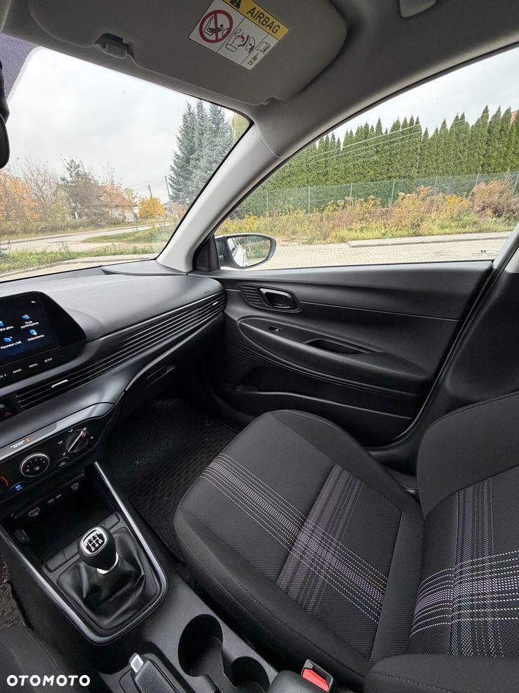 Hyundai i20 1.2 Modern - 29