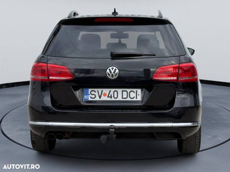 Volkswagen Passat 2.0 TDI BlueMotion Technology Exclusive - 3