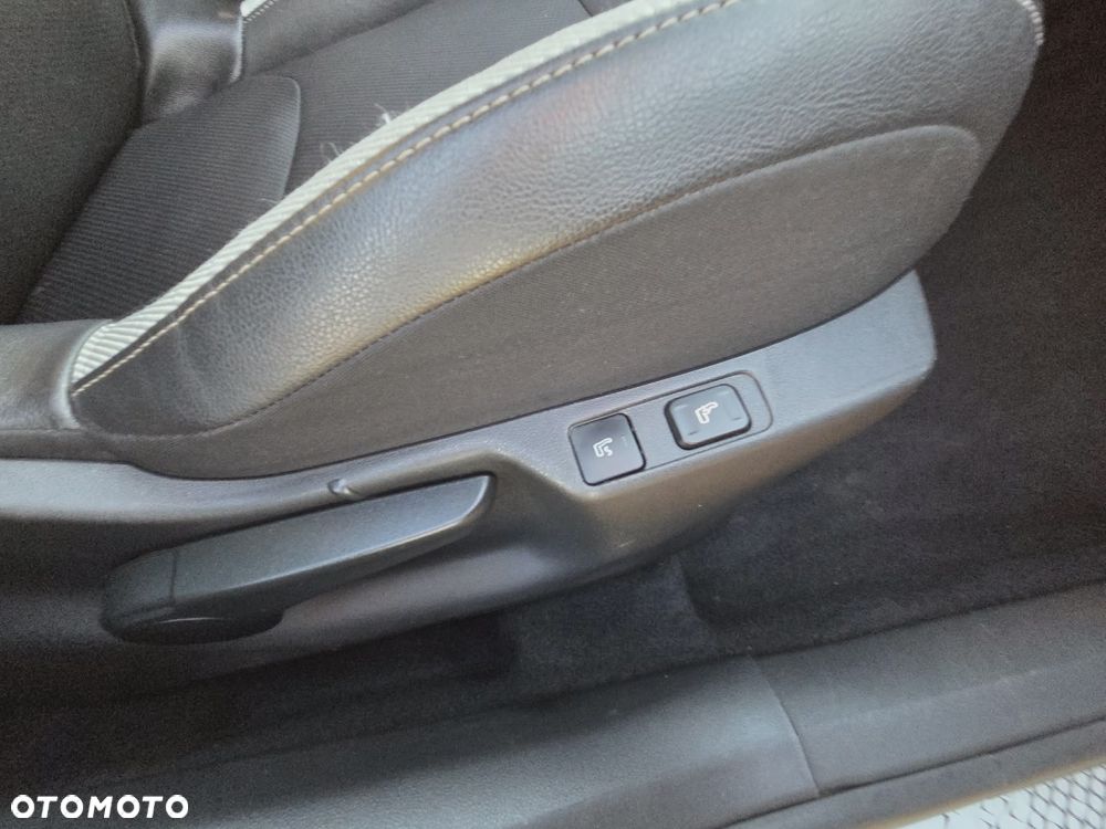 Citroën DS4 BlueHDi 150 S&S Urban Show - 20