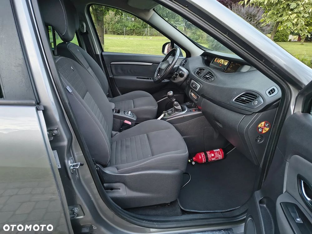 Renault Scenic dCi 110 LIMITED - 18