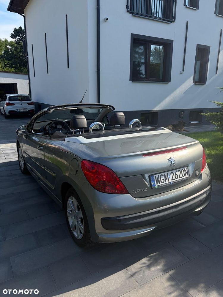 Peugeot 207 CC 1.6 HDi Premium - 4