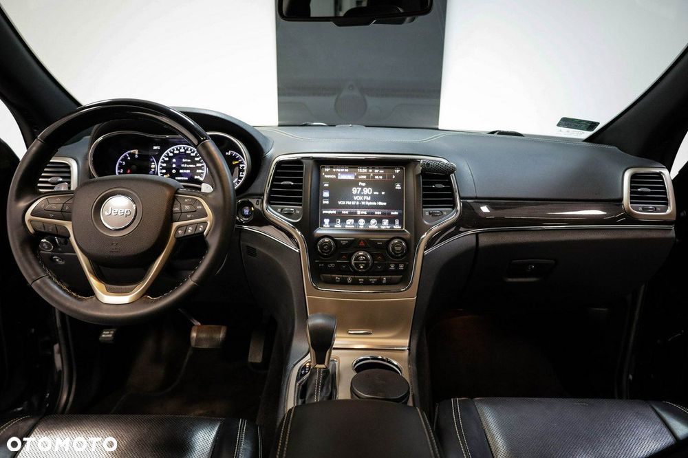 Jeep Grand Cherokee - 13