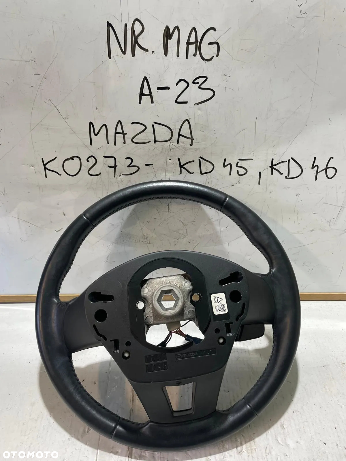 KIEROWNICA MULTIFUNKCYJNA MAZDA III K0273 - 2