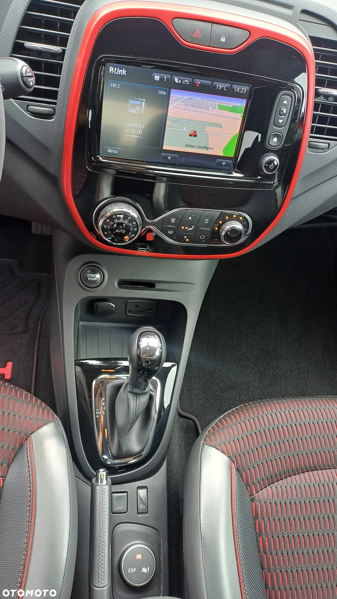 Renault Captur TCe 120 EDC Helly Hansen - 14